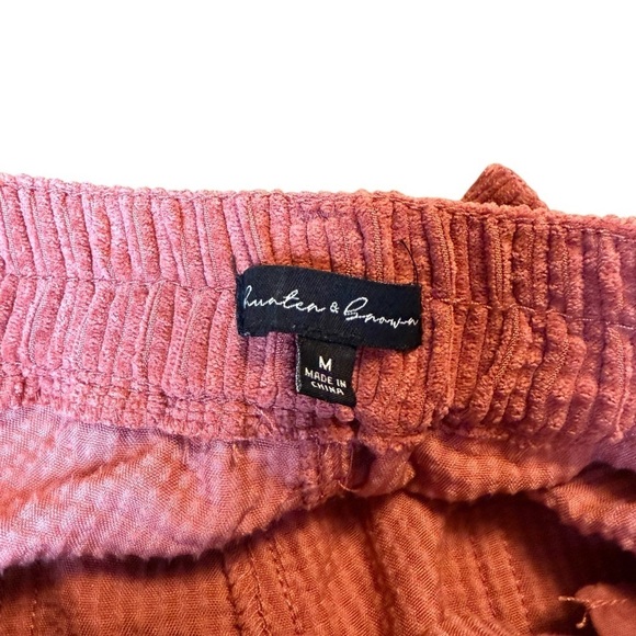 Hunter & Brown Dusty Coral Corduroy Wide Leg Cargo Style Pants Sz. M - Picture 11 of 14